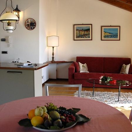 Alveluu Ristorante E Suites Tremezzo Room photo
