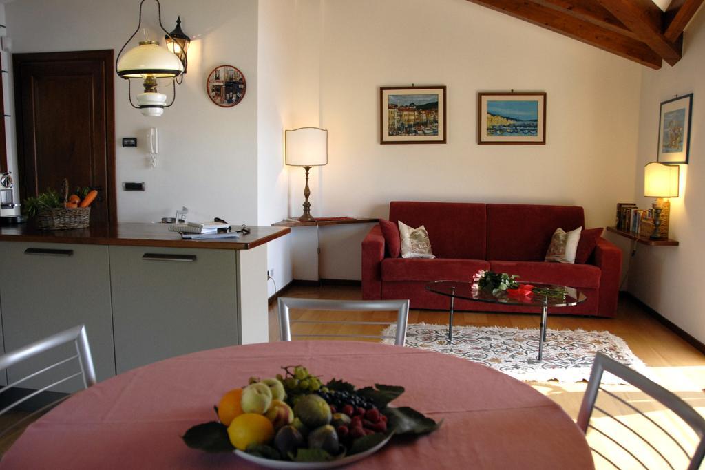 Alveluu Ristorante E Suites Tremezzo Room photo